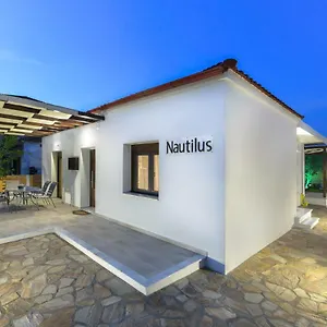 Σπίτι διακοπών νautilus Luxury, Ιερισσός